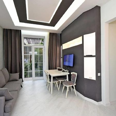 The Best Apartments In The Center Yerevan Exterior photo